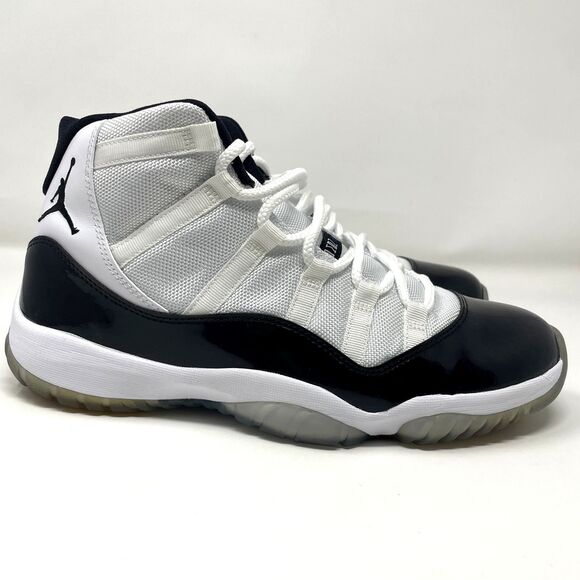 Nike Air Jordan 11 Concord Mens 11 Black Patent Leather Iconic Sneakers 2011 EUC - Picture 3 of 13